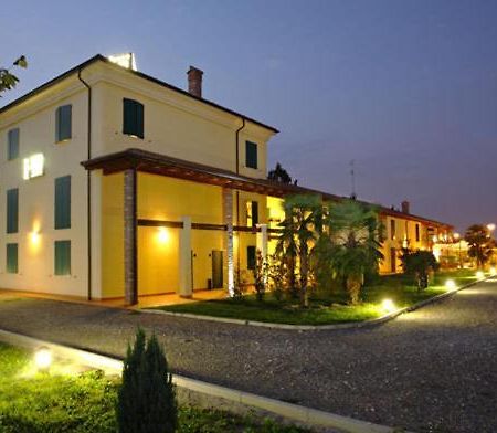 Hotel Gabarda Carpi Esterno foto
