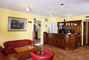 Hotel Gabarda Carpi Esterno foto