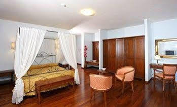 Hotel Gabarda Carpi Esterno foto